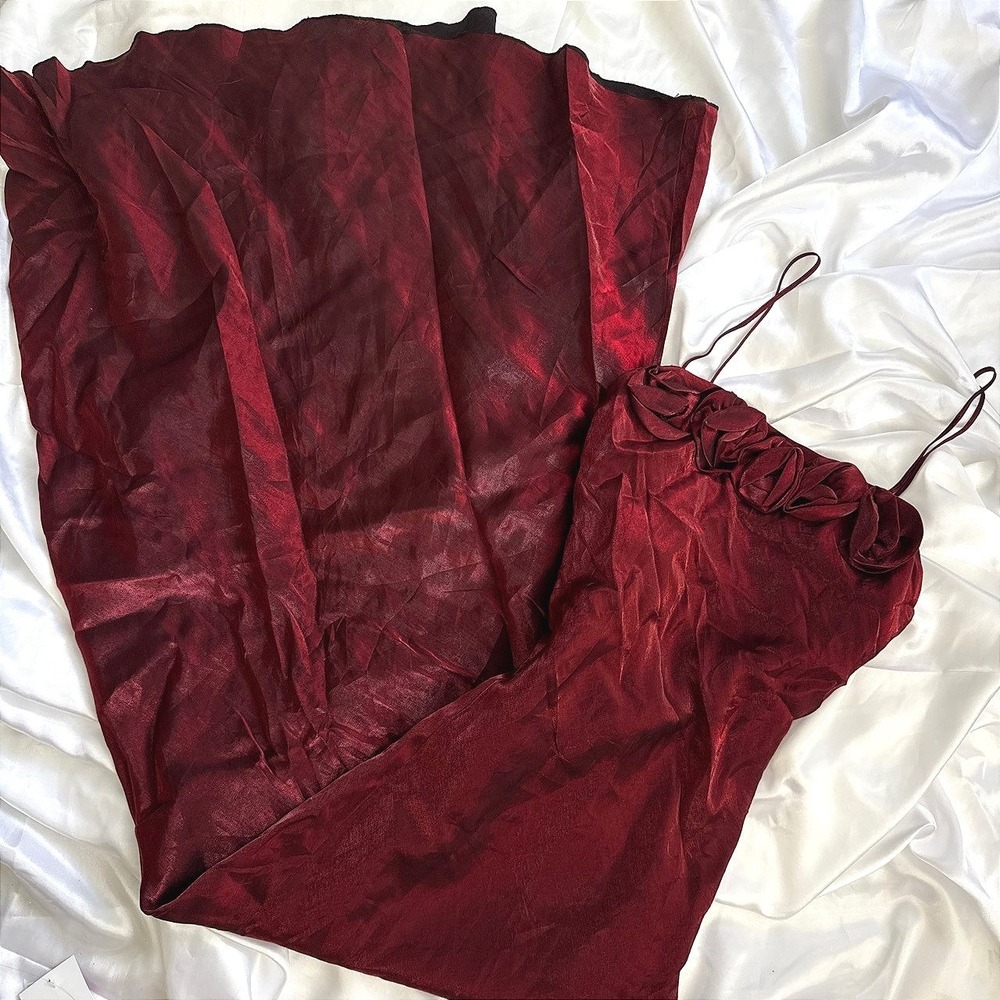 Pimkie Burgundy Iridescent Rosette Maxi Dress Formal Evening Gown Womens Small